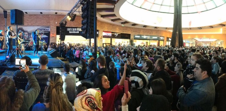 Highway AVM’de Buray konseri