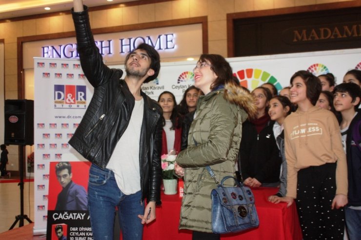 Çağatay Akman’dan yeni şarkı müjdesi