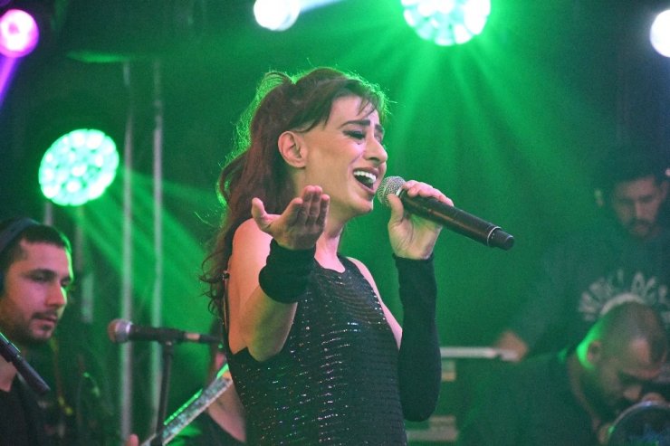 Uludağ’da Yıldız Tilbe rüzgarı