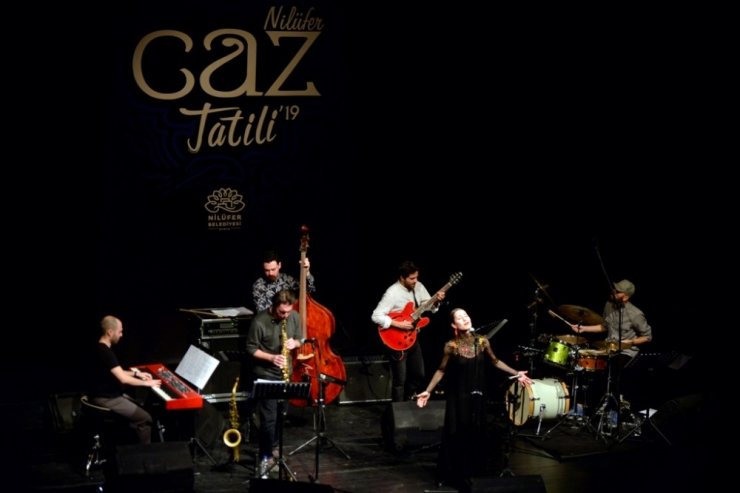 Çağıl Kaya’dan caz şöleni