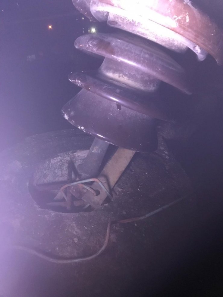 Anteni dağıtım hattına düşürdü ilçeyi elektriksiz bıraktı