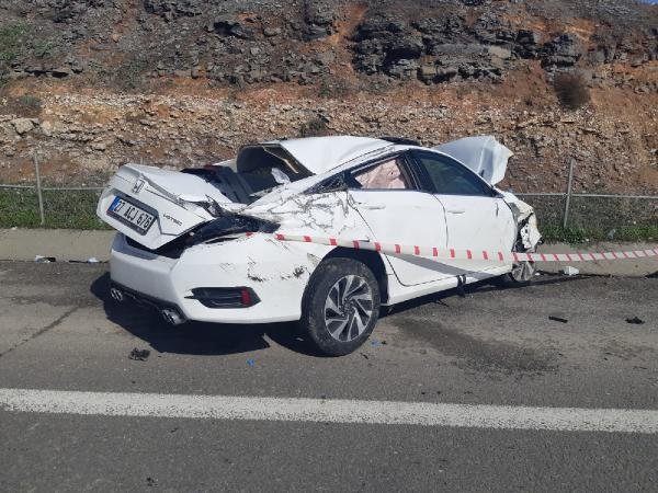 Şanlıurfa'da takla atan otomobildeki 3 kişi yaralandı