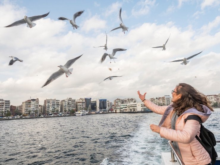 İzmir "Yılın en mutlu şehri" seçildi