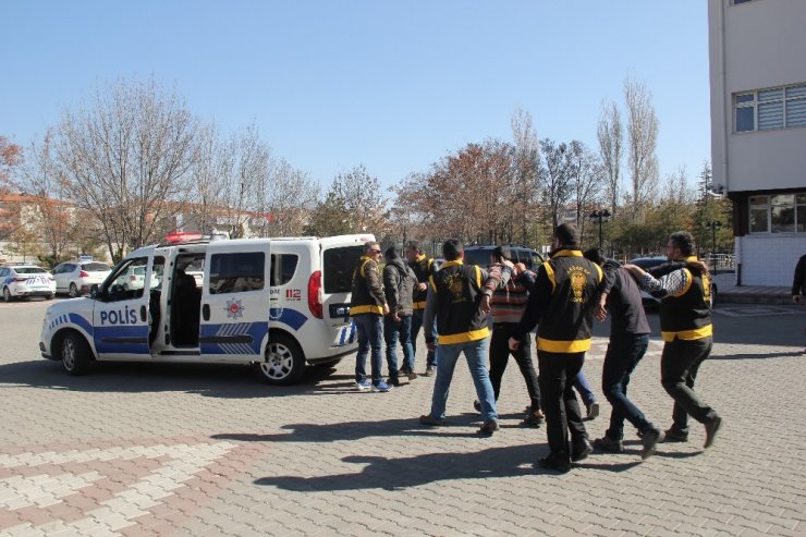 Aksaray’da yabancı uyruklu hırsızlık şüphelileri yakalandı