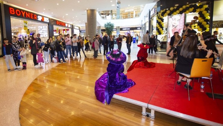 Kadınlar “En özel günlerini” Optimum’da yaşadı