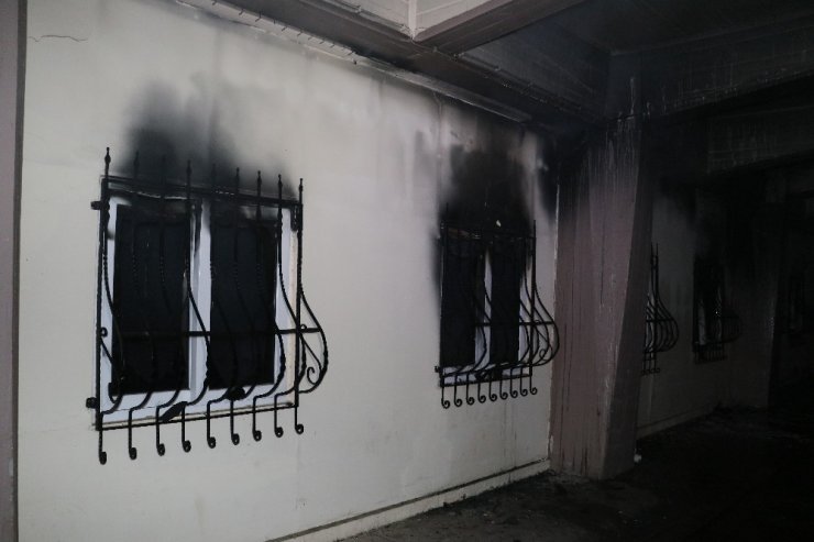 Adana’da hastanede korkutan yangın