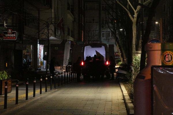Beşiktaş'ta emekli astsubay evinde ölü bulundu