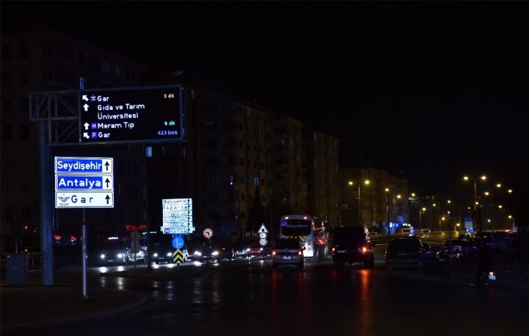 Konya’da trafiğini rahatlatacak akıllı ekranlar test ediliyor