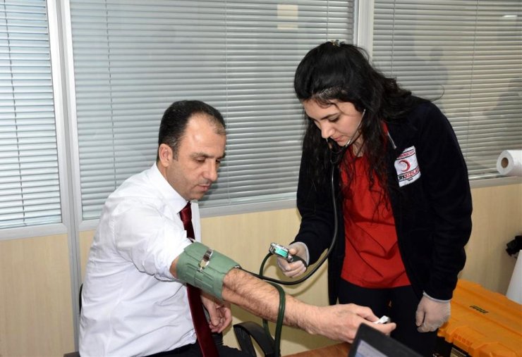 Mardin’de hakim ve savcılardan kan bağışı