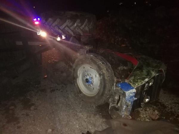 Gaziantep'te traktör devrildi: 1 ölü, 1 yaralı