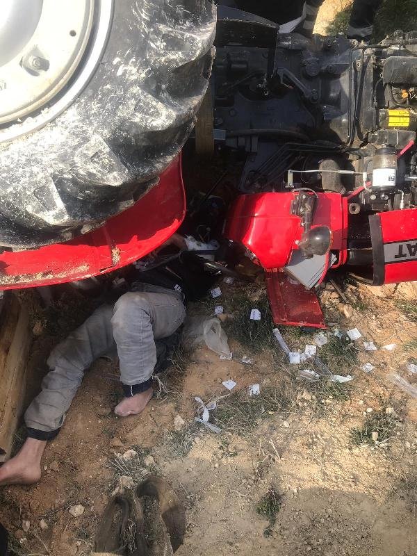 Kullandığı traktörün altında kaldı, 24 saat sonra kurtarıldı