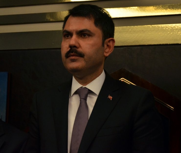 Bakan Kurum: "Tarım arazilerinin çiftçiye kiralanmasında Adana birinci"