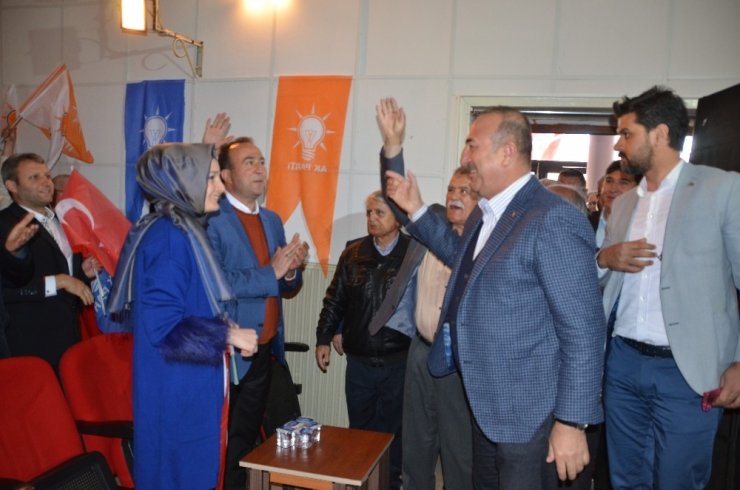 Dışişleri Bakanı Çavuşoğlu Akseki’de vatandaşlara seslendi