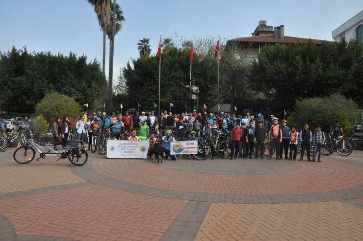 "Bisikletçiler görevde, hedef temiz çevre" bisiklet turu
