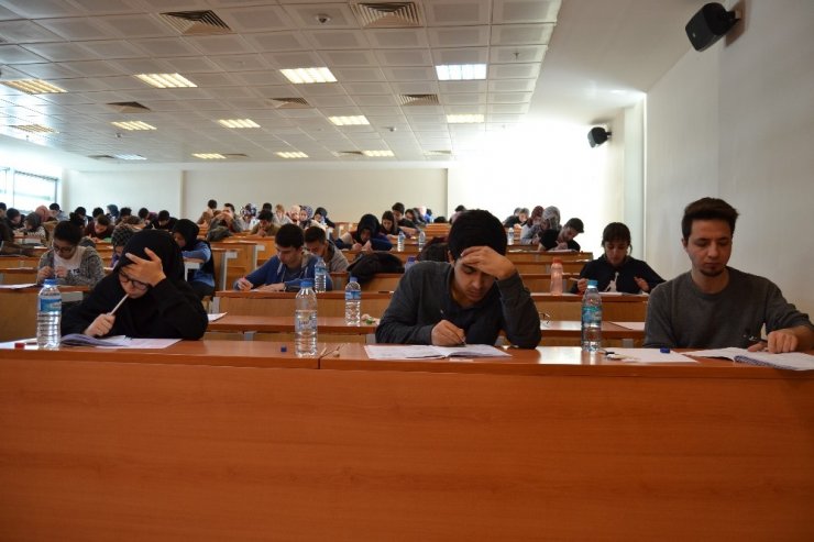 KTO Karatay Üniversitesinden Türkiye genelinde TYT deneme sınavı