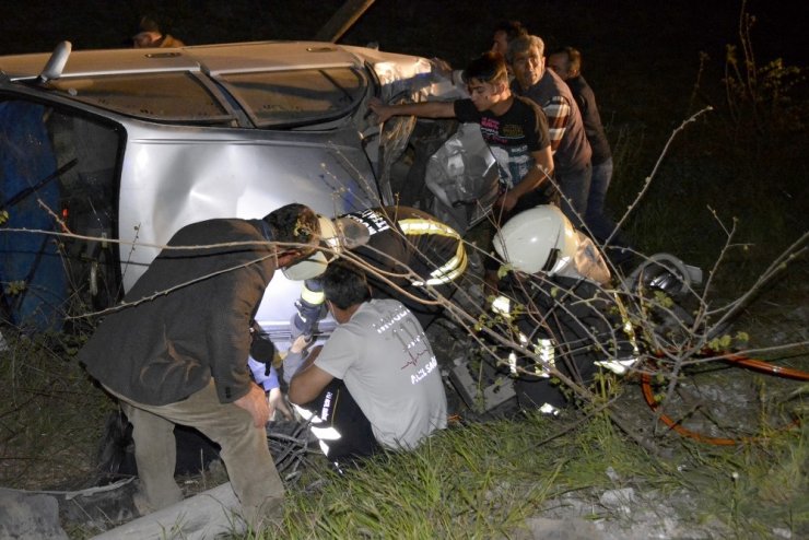 Muğla’da otomobil şarampole devrildi: 1 ölü, 2 yaralı