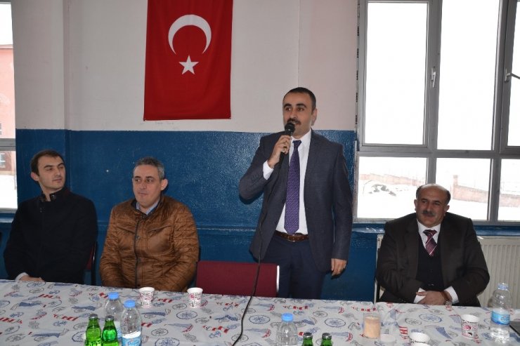 Şenkaya Belediye Başkanı Görbil Özcan’a veda yemeği