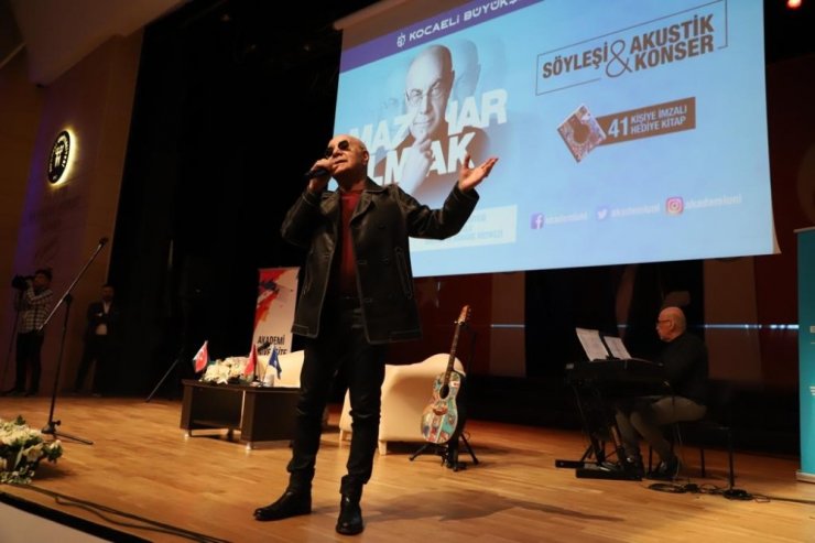 Mazhar Alanson, üniversite öğrencileriyle buluştu