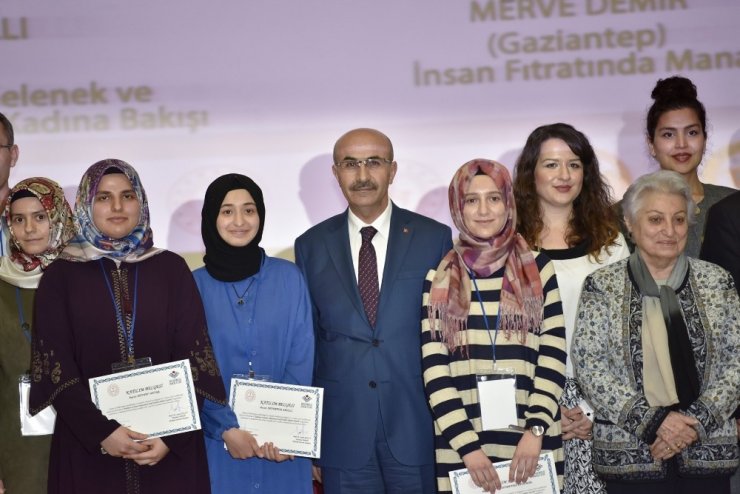 Adana’da "Edebiyat ve Sanat Dünyamızın Zarif Kalemi Samiha Ayverdi" etkinliği