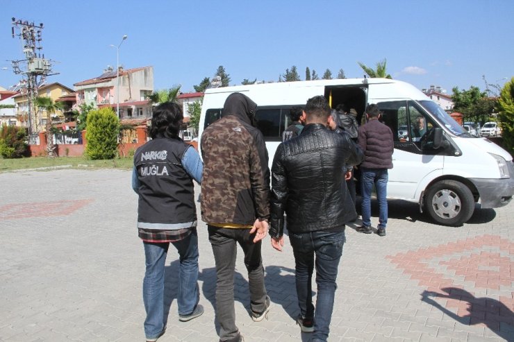 Fethiye’de uyuşturucu operasyonu; 2 tutuklama