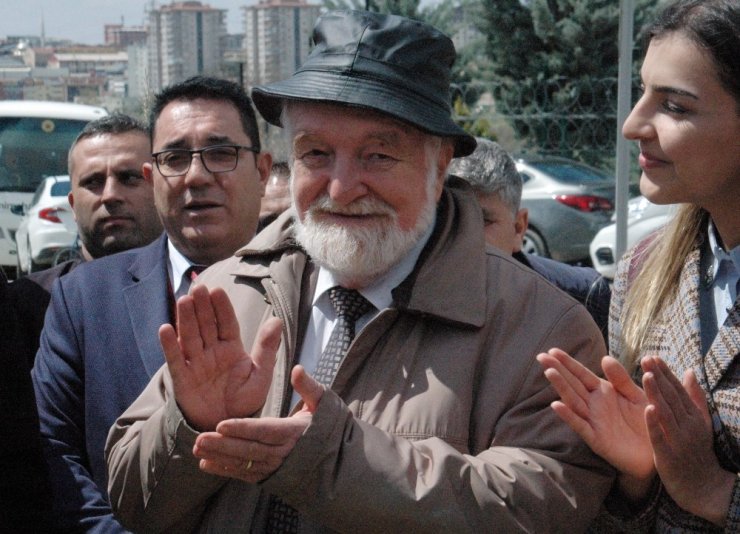 Gazi Tıp Fakültesi 40. yaşını fidan dikerek kutladı