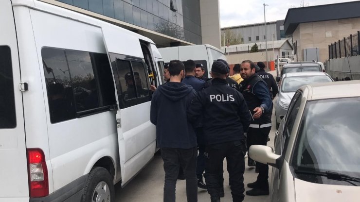 Bursa polisi uyuşturucu ticareti yapanlara göz açtırmadı
