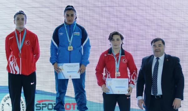 Şampiyonlar Turnuvası'nda Türkiye ilk günü 25 madalya ile tamamladı