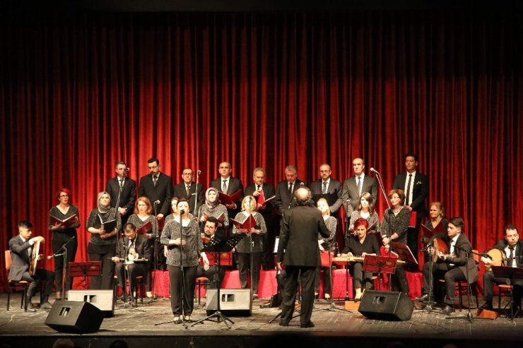 Klasik Türk Müziği Korosu 100. Yıl İçin Söyledi