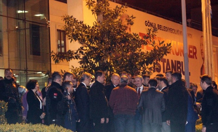 Cumhurbaşkanı Erdoğan, AK Parti İstanbul İl Başkanlığı’ndan ayrıldı