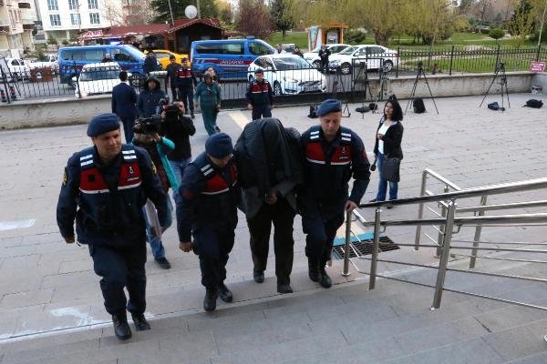 Kılıçdaroğlu'na yumruk atan saldırgan ile 8 kişi gözaltına alındı