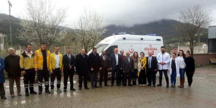 Sağlık Bakanlığı tarafından Pınarbaşı’na ambulans tahsis edildi