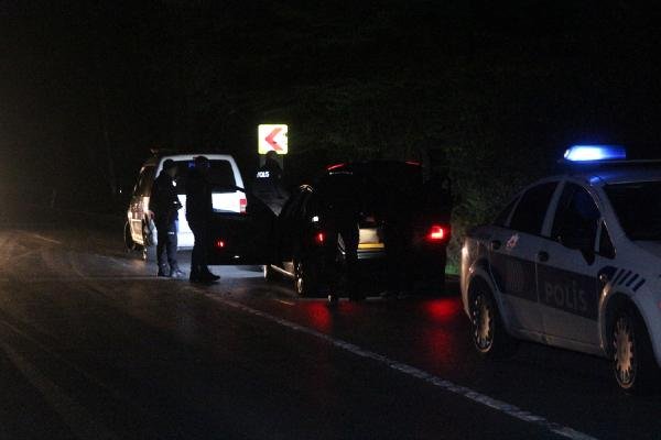 Sarıyer'de "dur" ihtarına uymayan sürücü polise çarptı