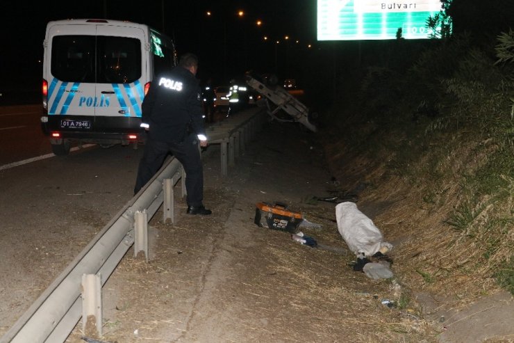 Adana’da otomobil takla attı: 1 yaralı