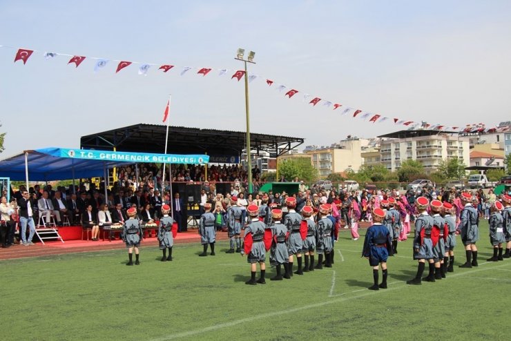 Germencik’te 23 Nisan Ulusal Egemenlik ve Çocuk Bayramı coşkuyla kutlandı