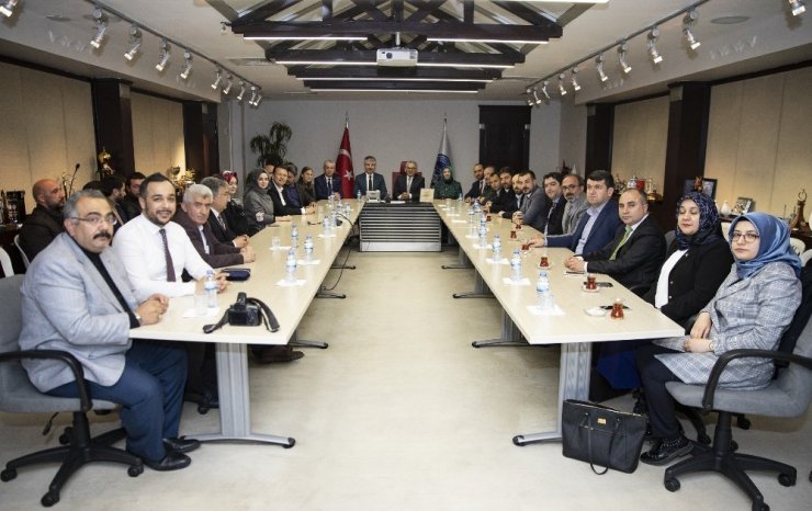 AK Parti İl Teşkilatı, Başkan Büyükkılıç’ı ziyaret etti