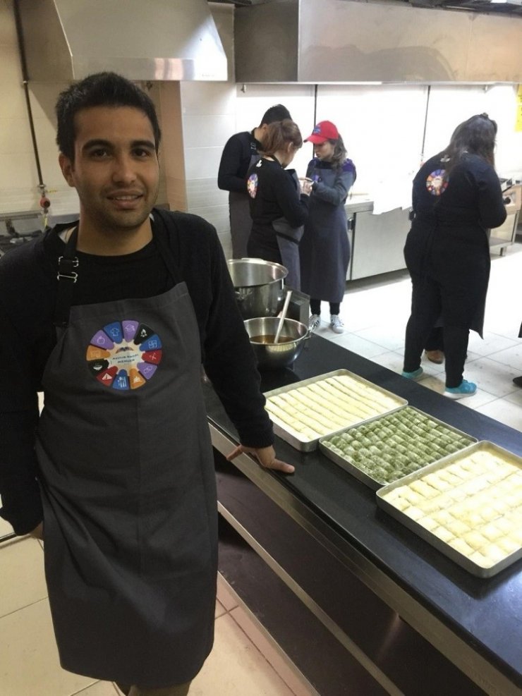 ARÜ’lü öğrenci Ulusal Aşçılık Kampına katıldı