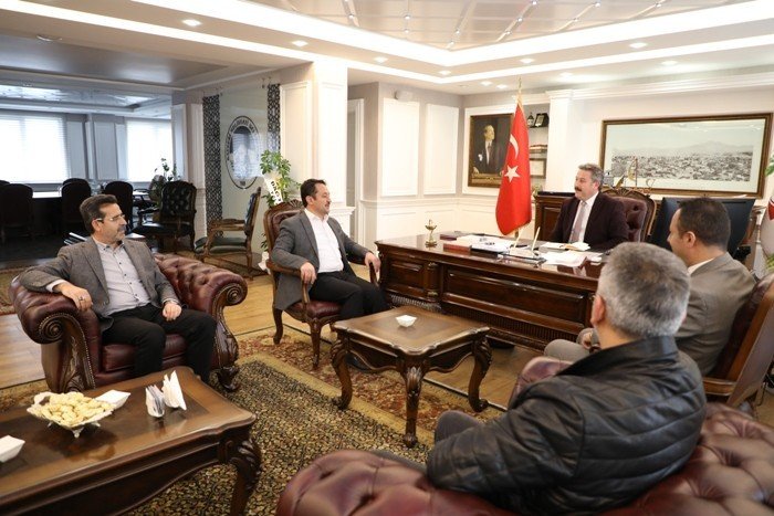 Melikgazi Belediye Başkanı Dr. Mustafa Palancıoğlu, “İki vakıf, bir sendika ziyaretlerinde sosyal sorumluluk projeleri değerlendirildi”