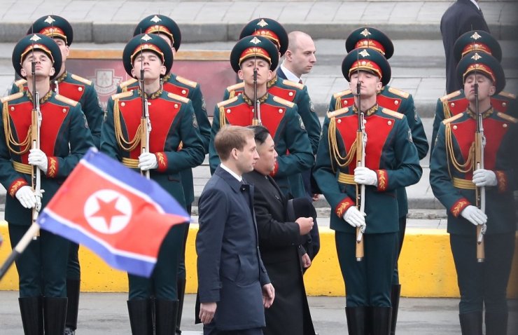 Kuzey Kore Lideri Kim Rusya temaslarına başladı