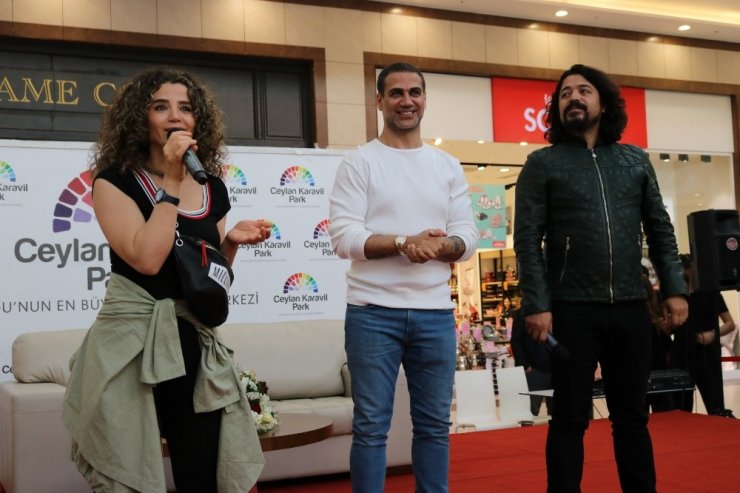 ‘O iş bende’ filmi oyuncuları Diyarbakır’da hayranlarıyla buluştu