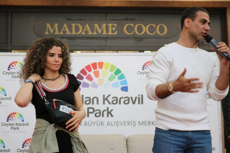 ‘O iş bende’ filmi oyuncuları Diyarbakır’da hayranlarıyla buluştu