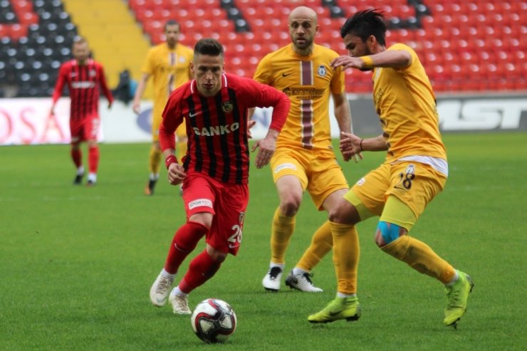 Gazişehir’in gözü Play-Off’ta