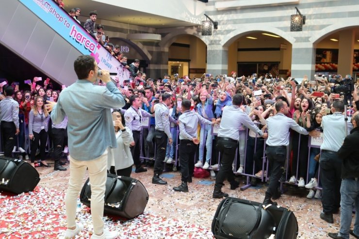Diyarbakır’da Oğuzhan Koç izdihamı