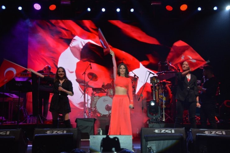 Torbalı, 19 Mayıs’ı Simge ile kutladı