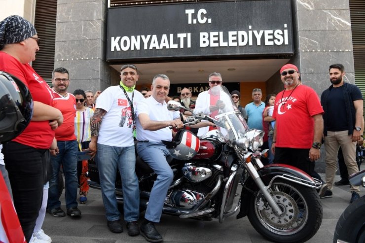 Antalya’da motosiklet korteji