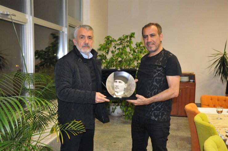 Haluk Levent Samsun’u salladı