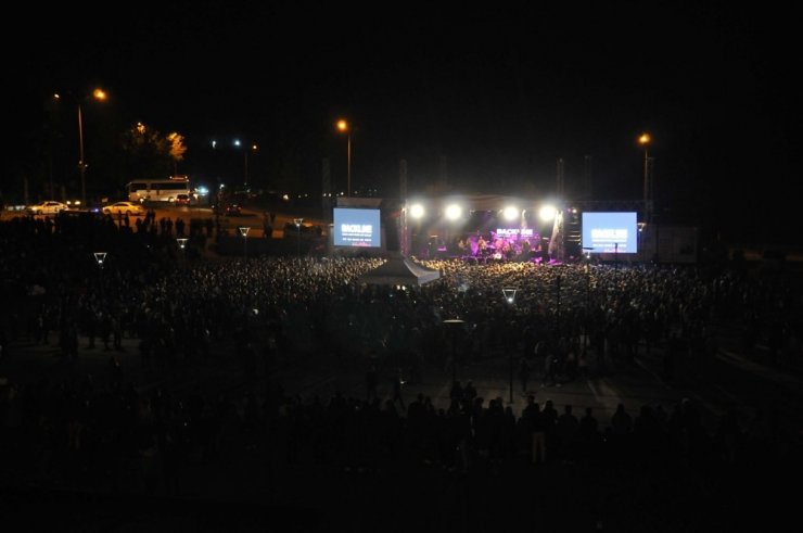 Haluk Levent Samsun’u salladı