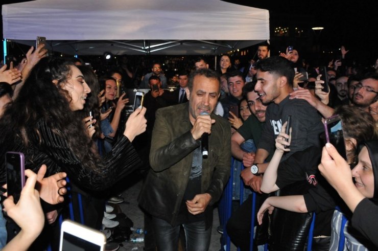 Haluk Levent Samsun’u salladı