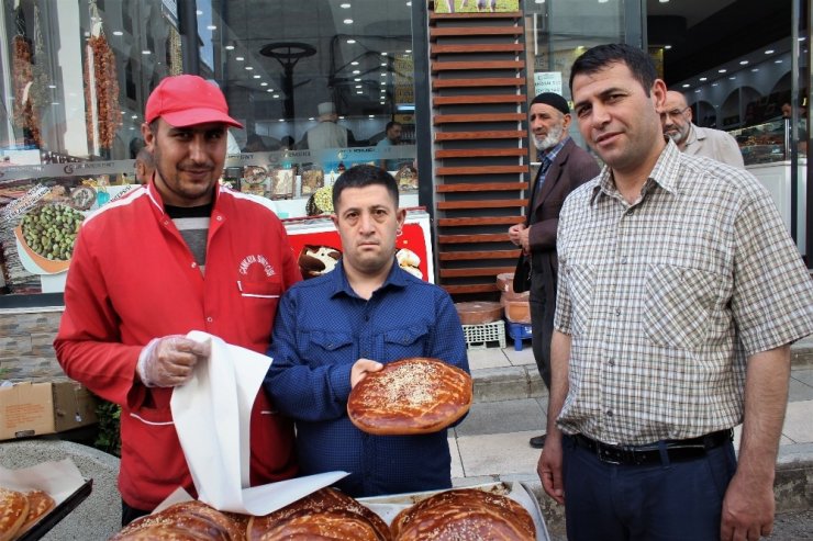 Elazığ’da Ramazan’a özel "Nohut Ekmeği"