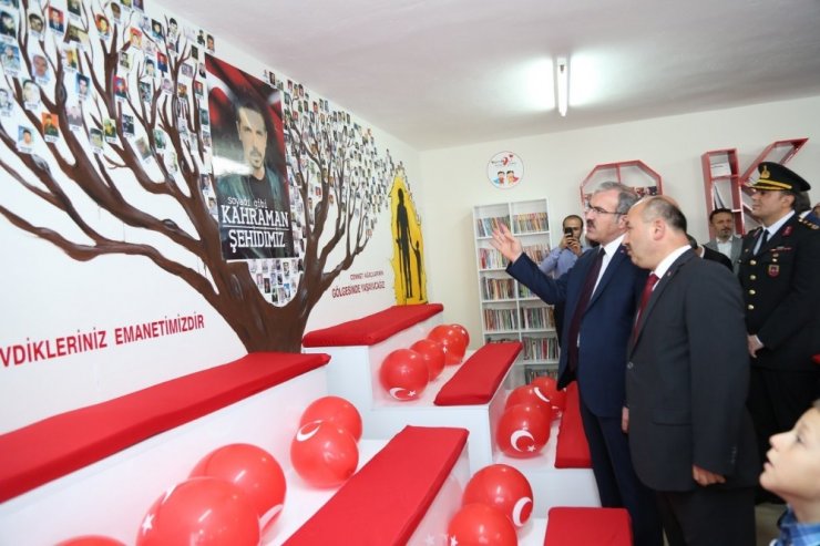 Kütahya’da ’Şehit Uzman Çavuş Hasan Kahraman Kütüphanesi’ açıldı