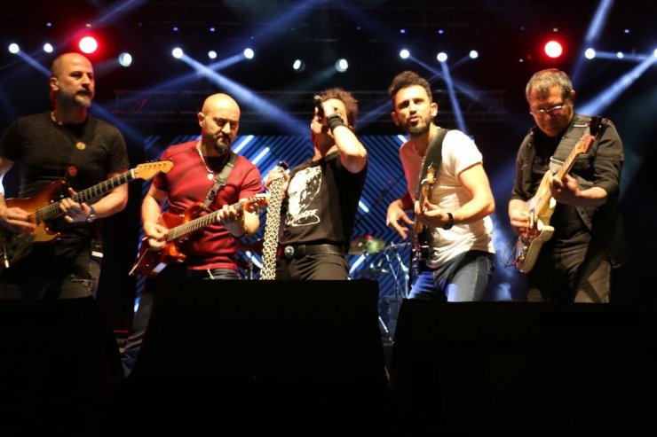 Niyazi Koyuncu ve Kıraç’tan 100. yıl konseri